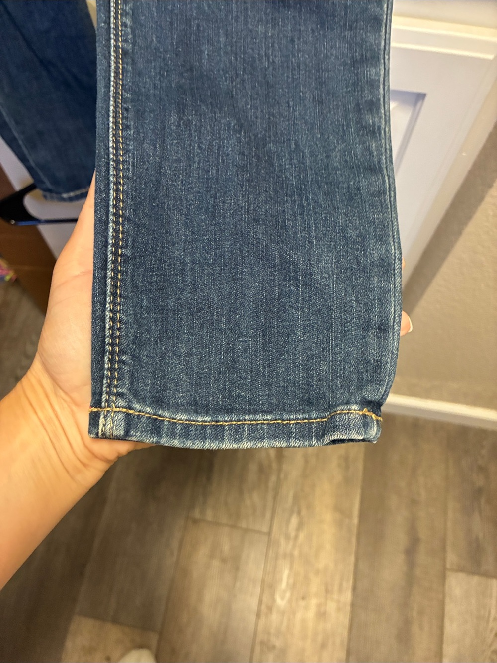 White House Black Market The skinny Distressed and sequined Blue Denim Jeans - Picture 3 of 12